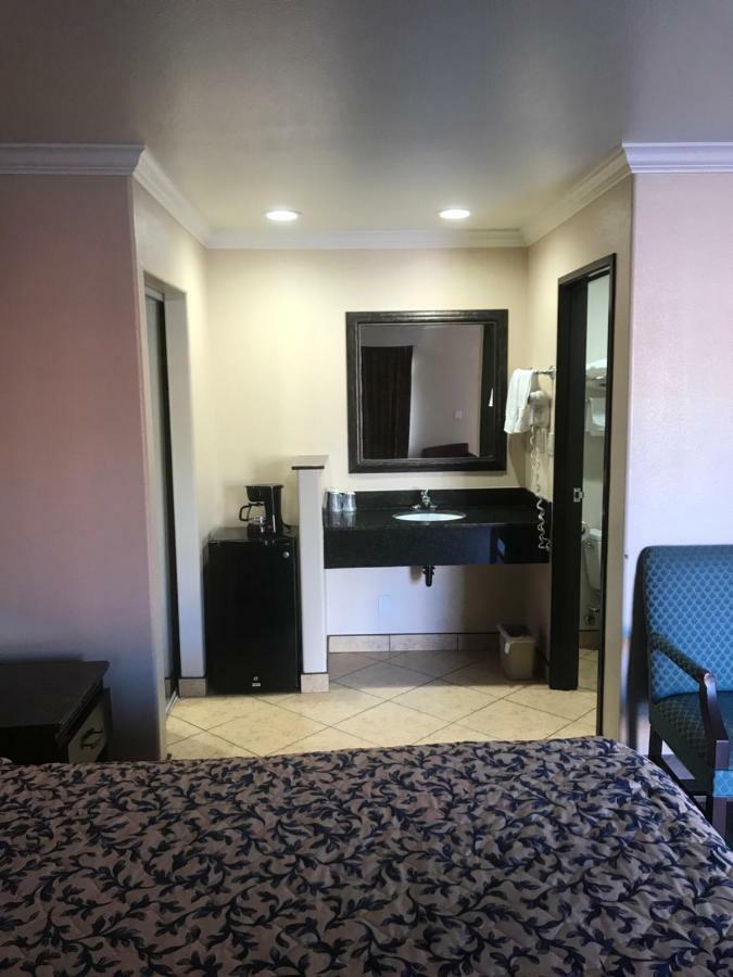Hyland Motel ลาอาร์บา ภายนอก รูปภาพ